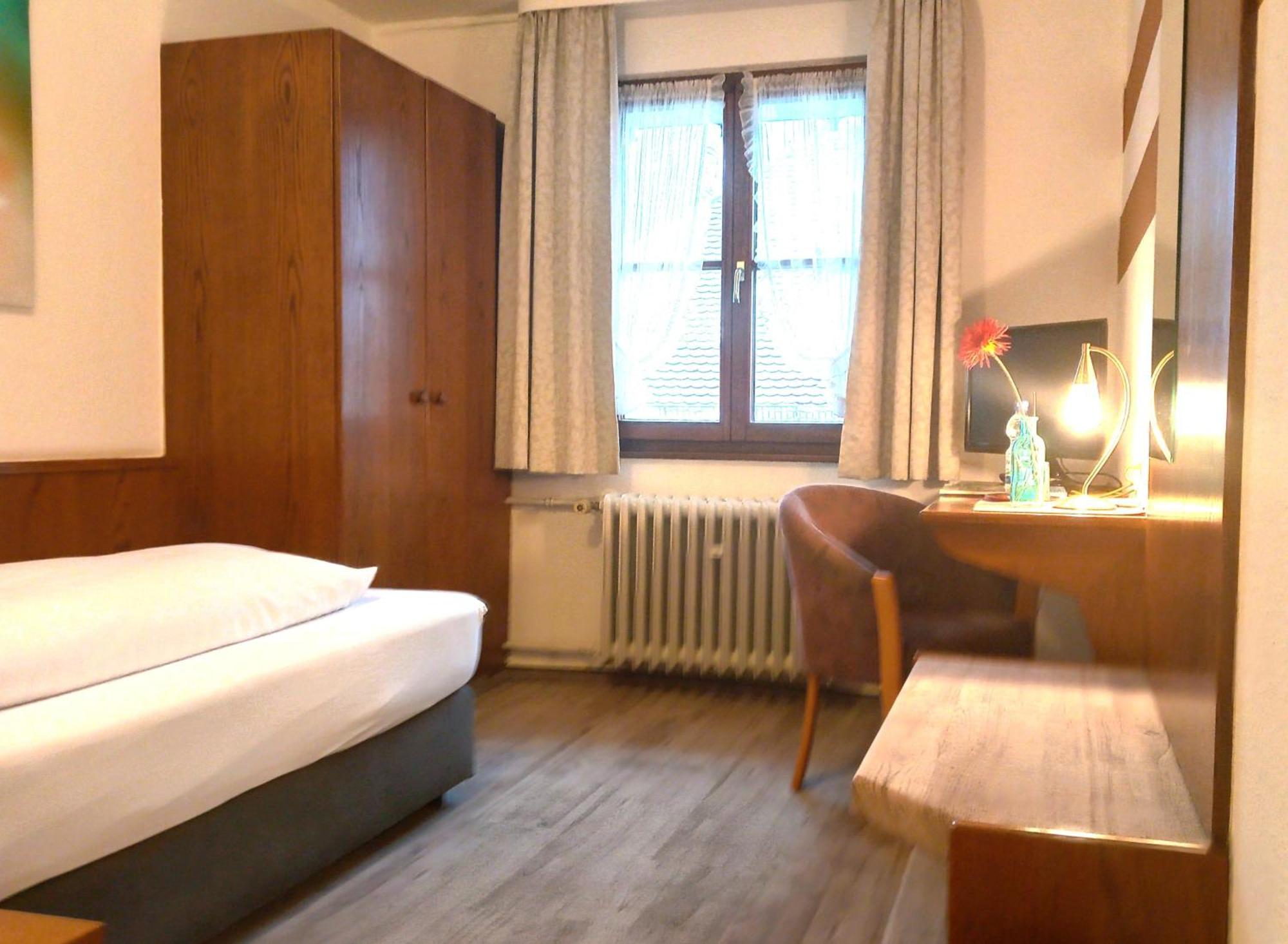 Hotel Gasthof Kreuz 巴特布考 外观 照片